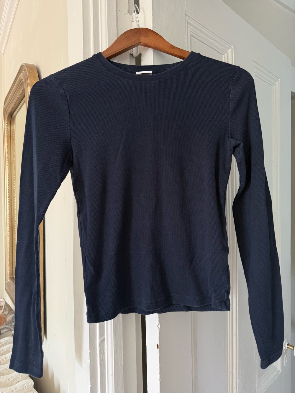 Aritzia Homestretch Long sleeve navy